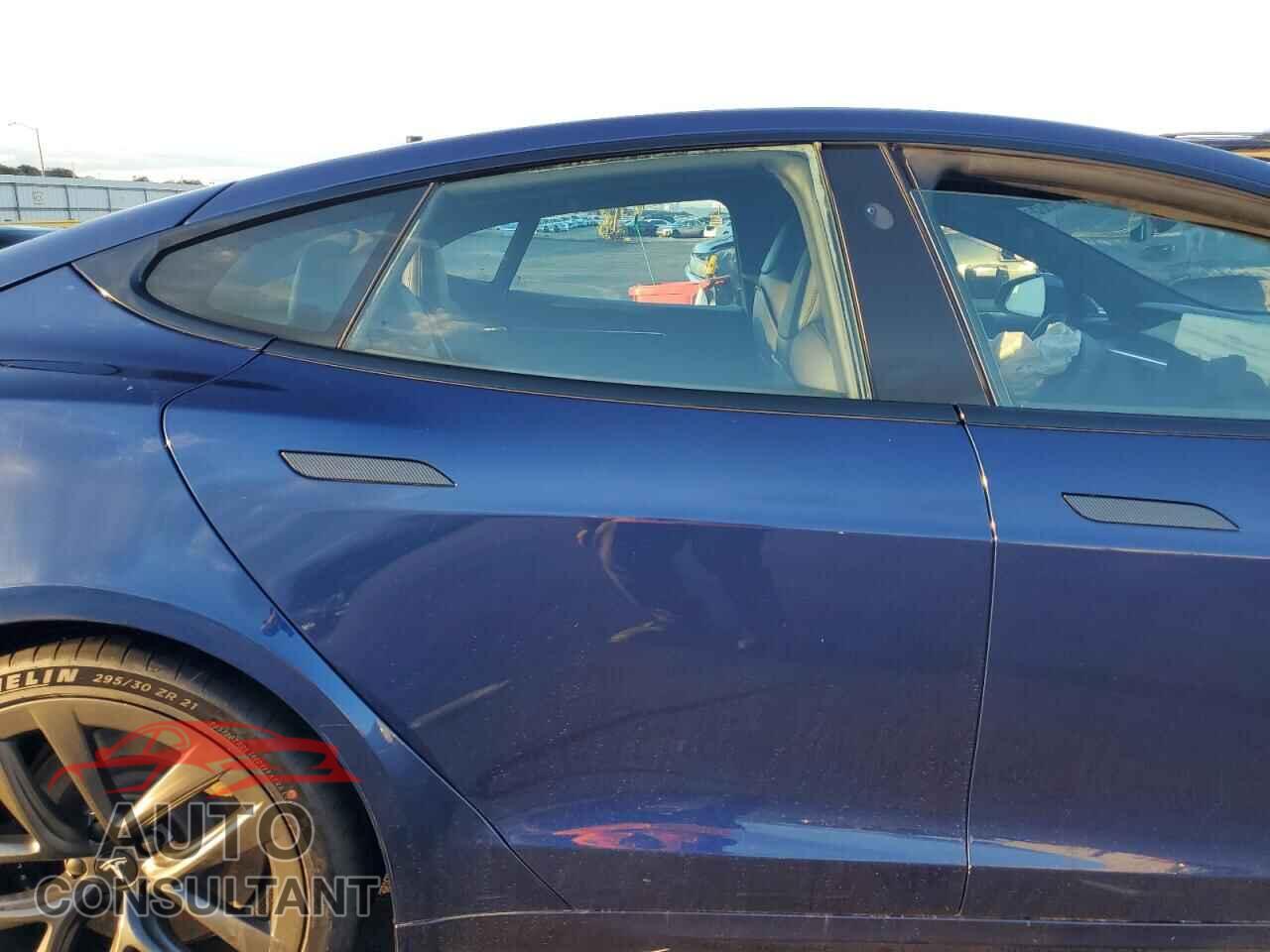 TESLA MODEL S 2022 - 5YJSA1E51NF463077