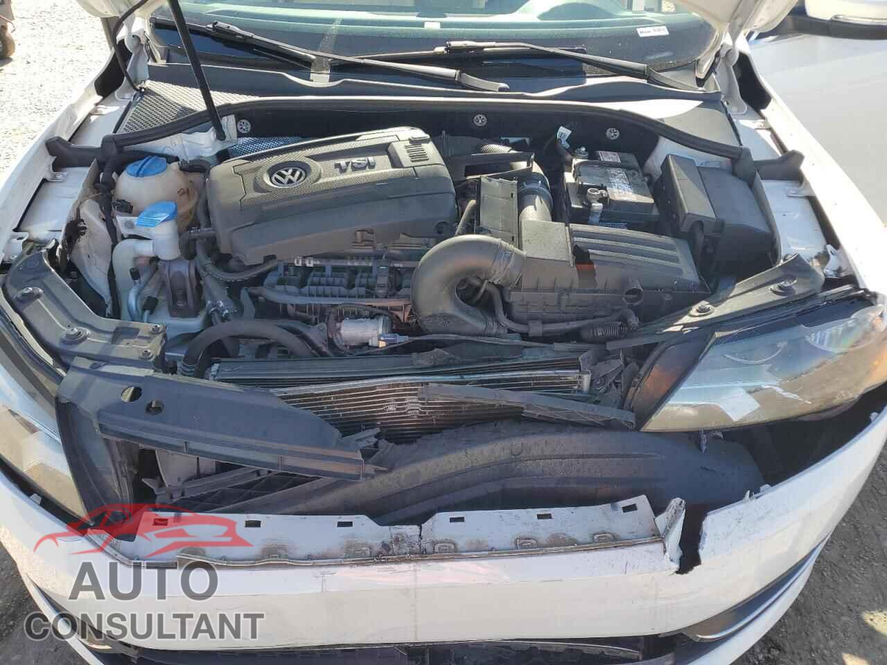 VOLKSWAGEN PASSAT 2014 - 1VWAT7A38EC024062