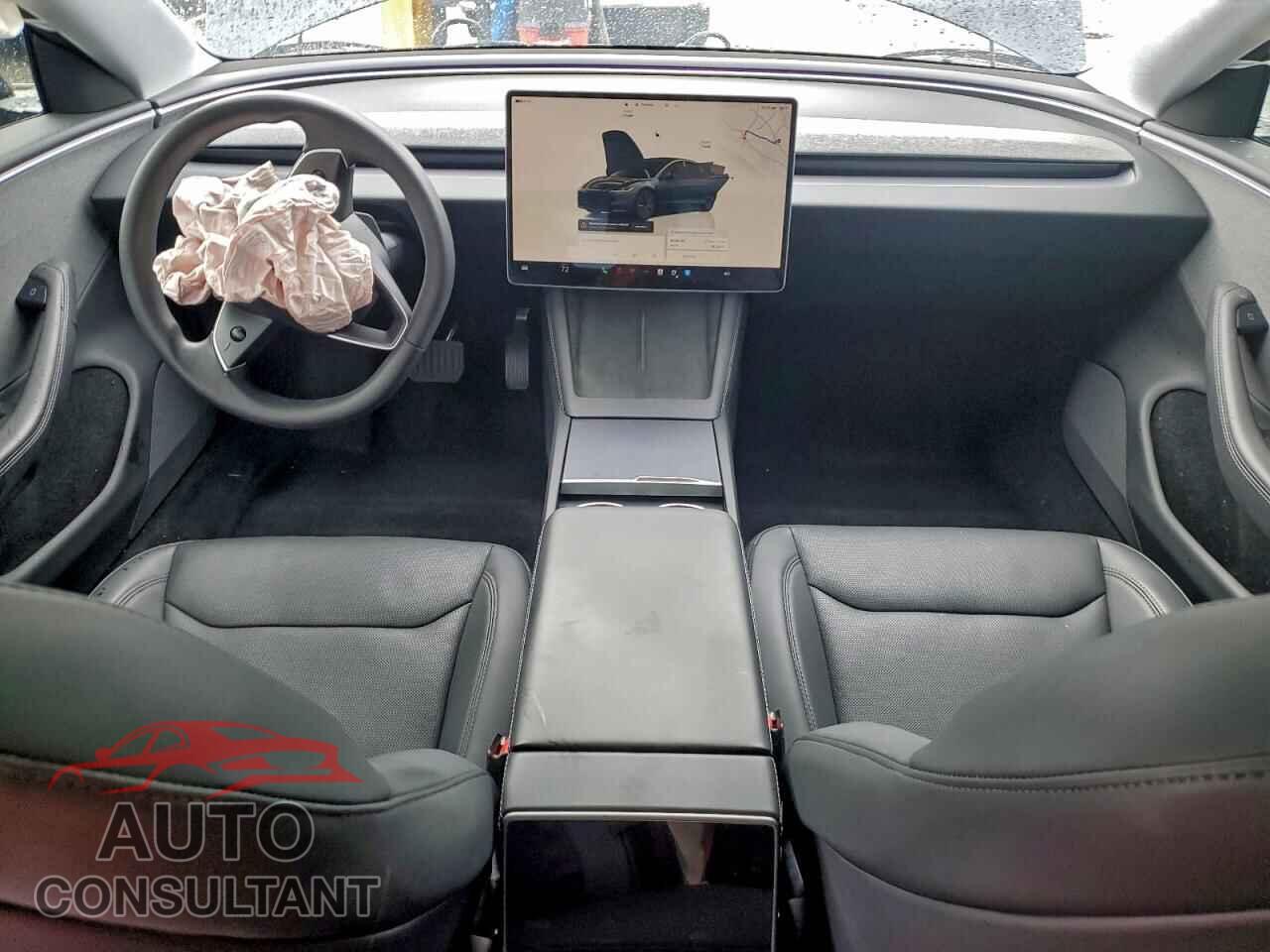 TESLA MODEL 3 2024 - 5YJ3E1EA4RF744995
