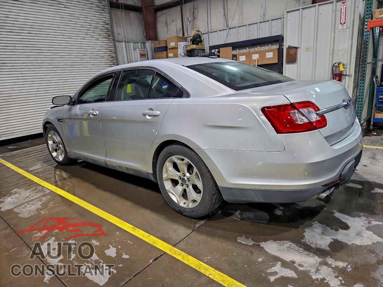 FORD TAURUS 2010 - 1FAHP2EW2AG158796