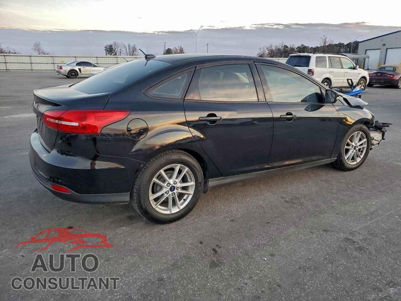 FORD FOCUS 2016 - 1FADP3F2XGL271671