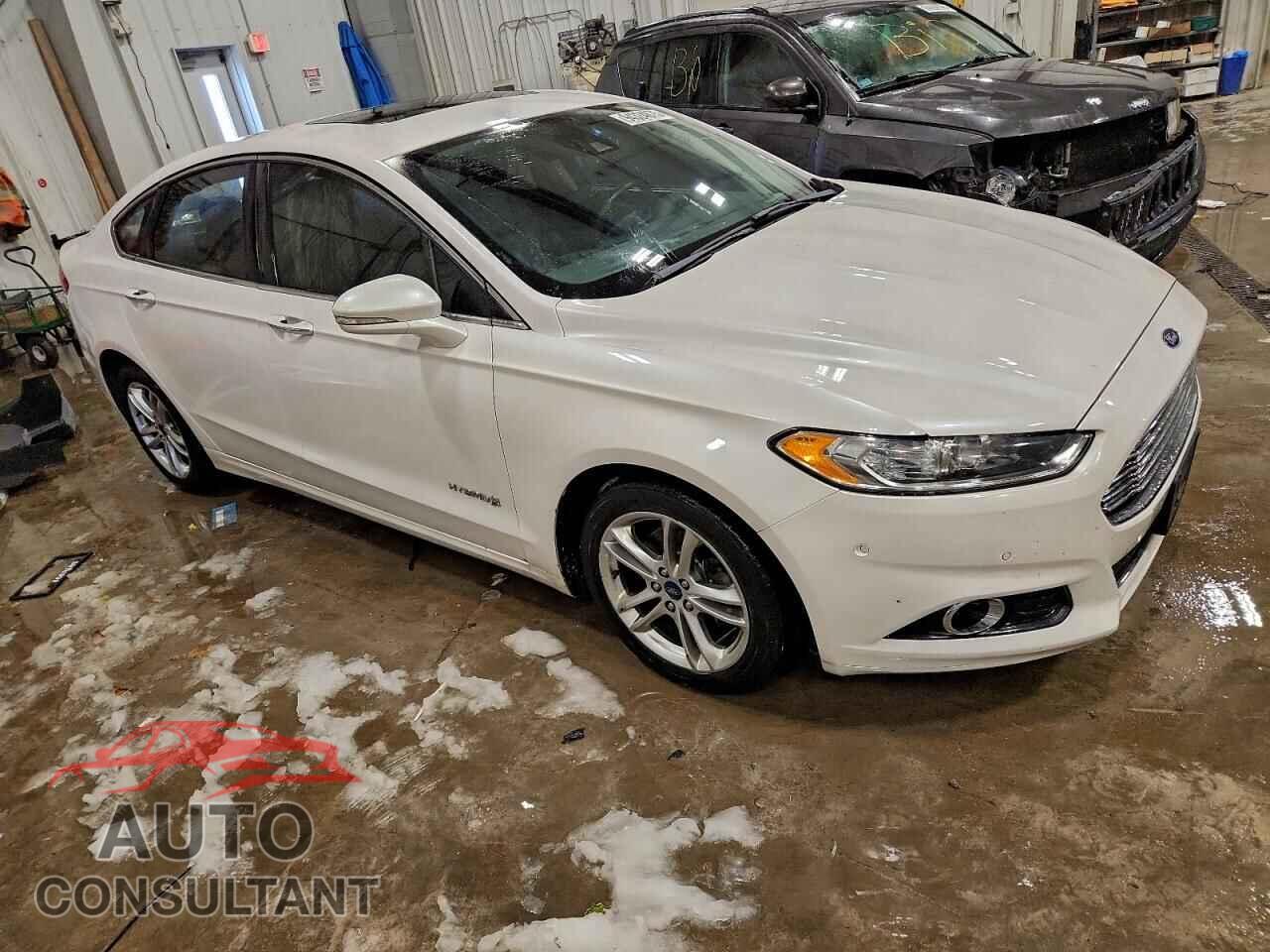 FORD FUSION 2016 - 3FA6P0RU2GR324692