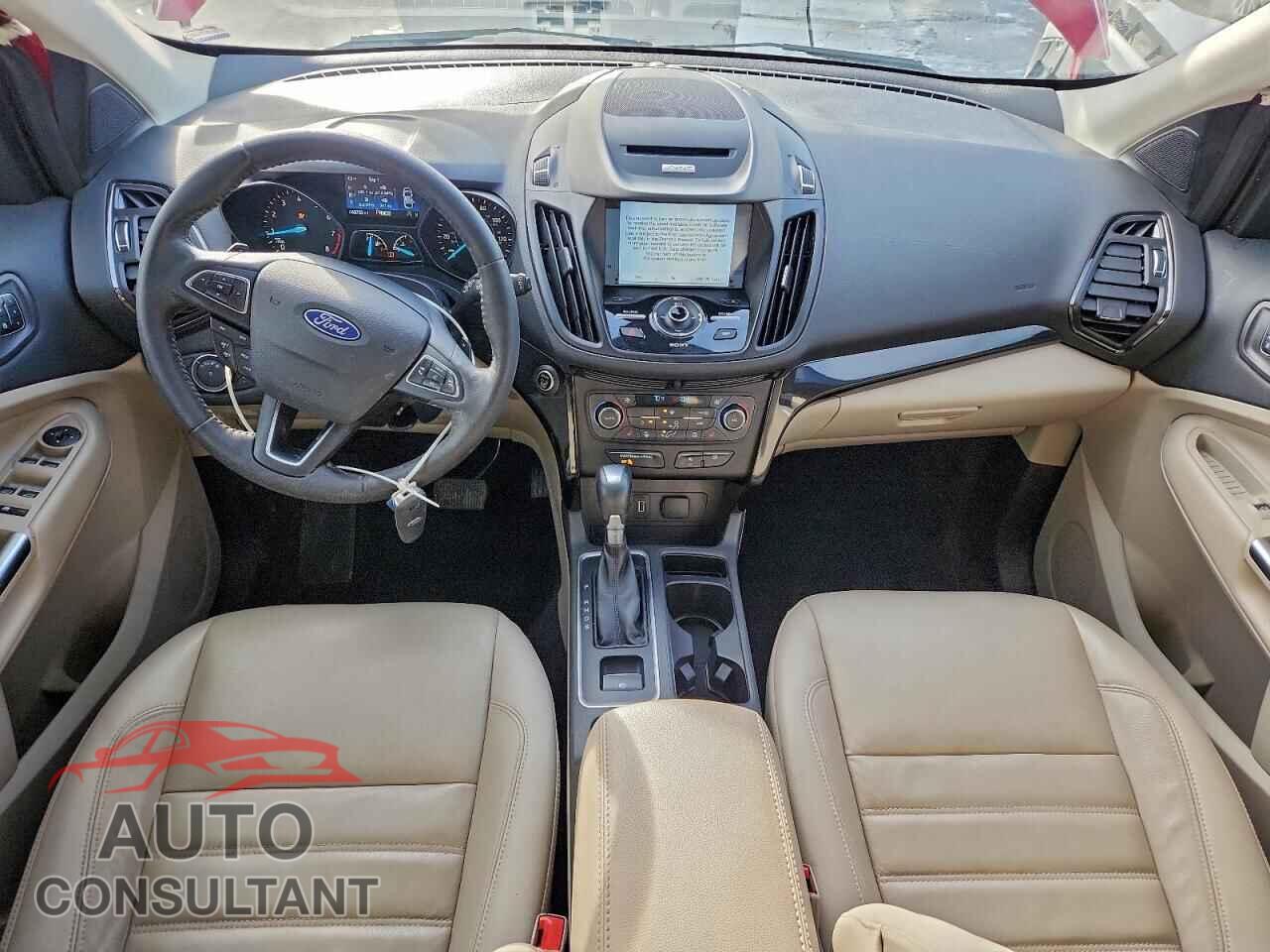 FORD ESCAPE 2017 - 1FMCU9J96HUD29286