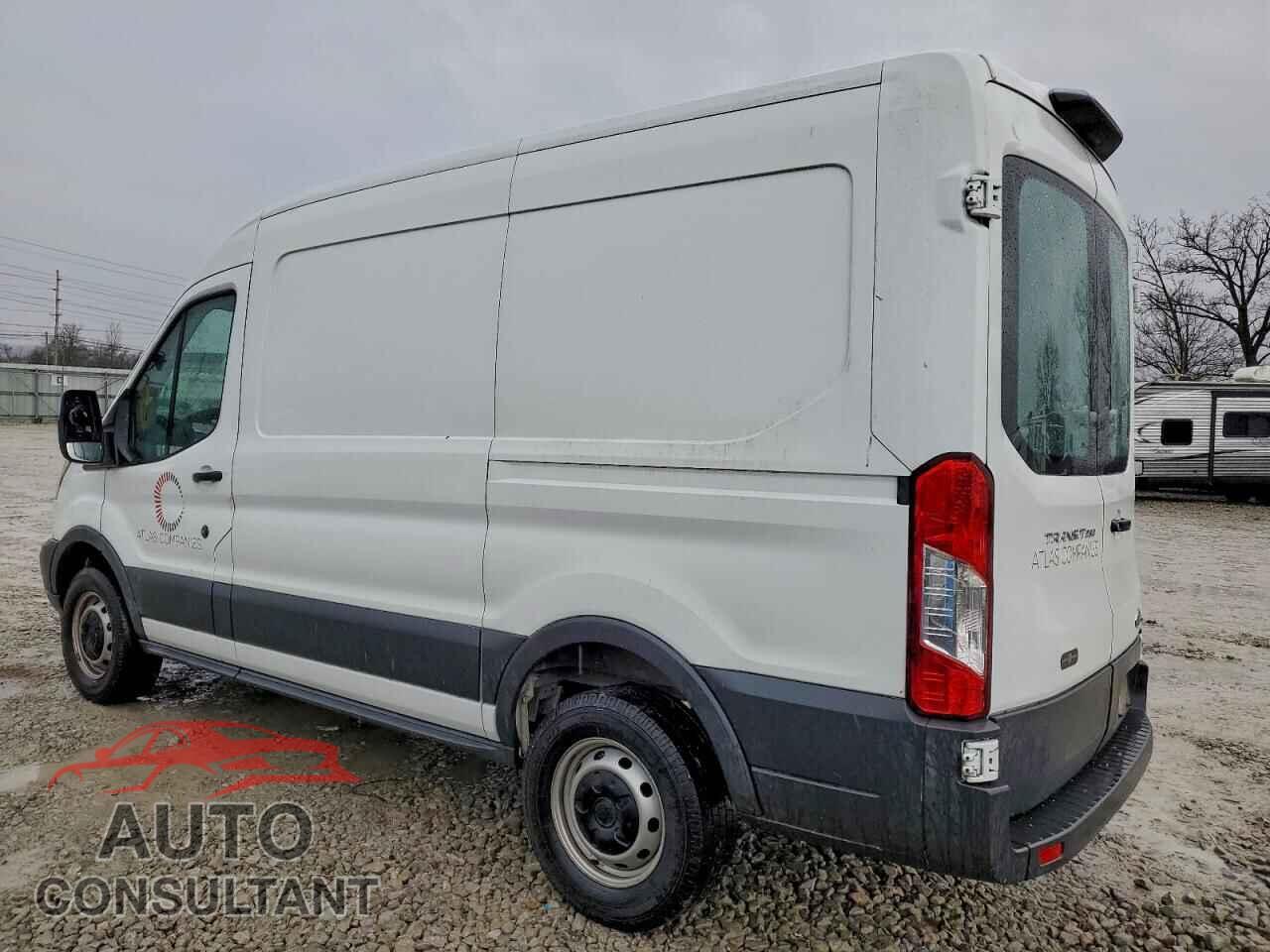 FORD TRANSIT 2018 - 1FTYR1CM8JKB02858