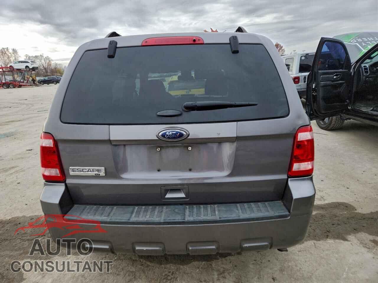 FORD ESCAPE 2011 - 1FMCU0D72BKB60134