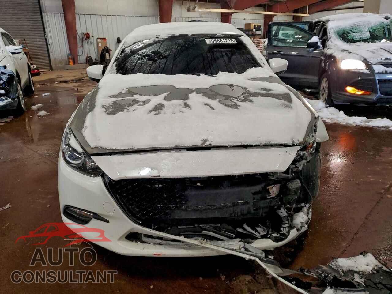 MAZDA 3 2017 - 3MZBN1L79HM117316
