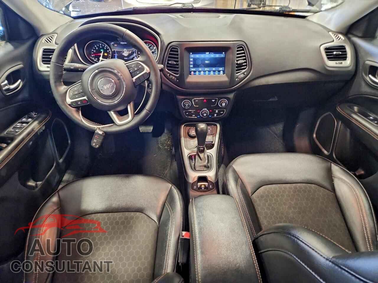JEEP COMPASS 2020 - 3C4NJDBB2LT149168