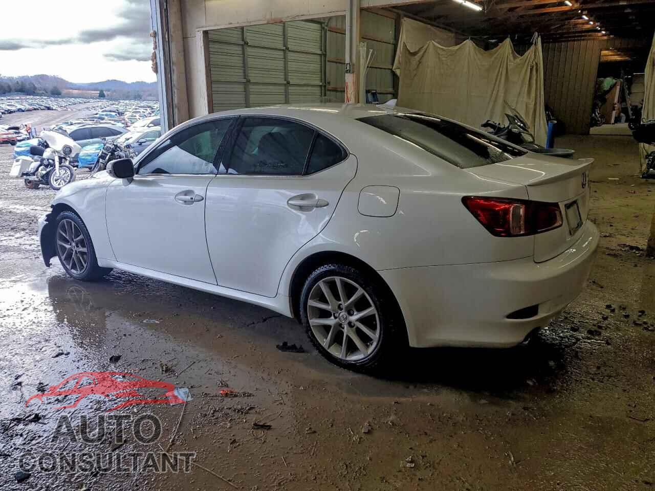 LEXUS IS 2012 - JTHCF5C24C5055322
