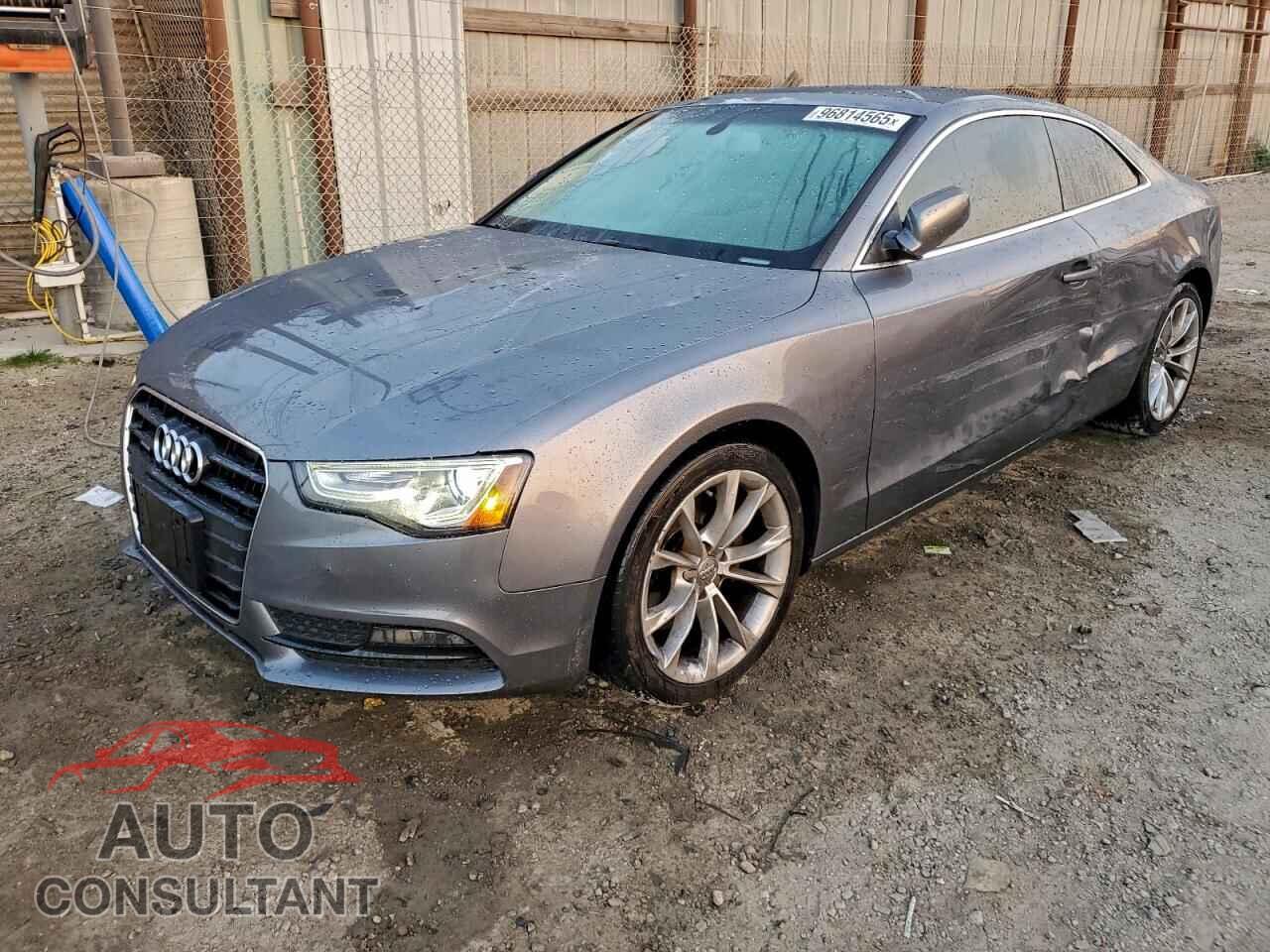 AUDI A5 2013 - WAUCFAFR0DA057870