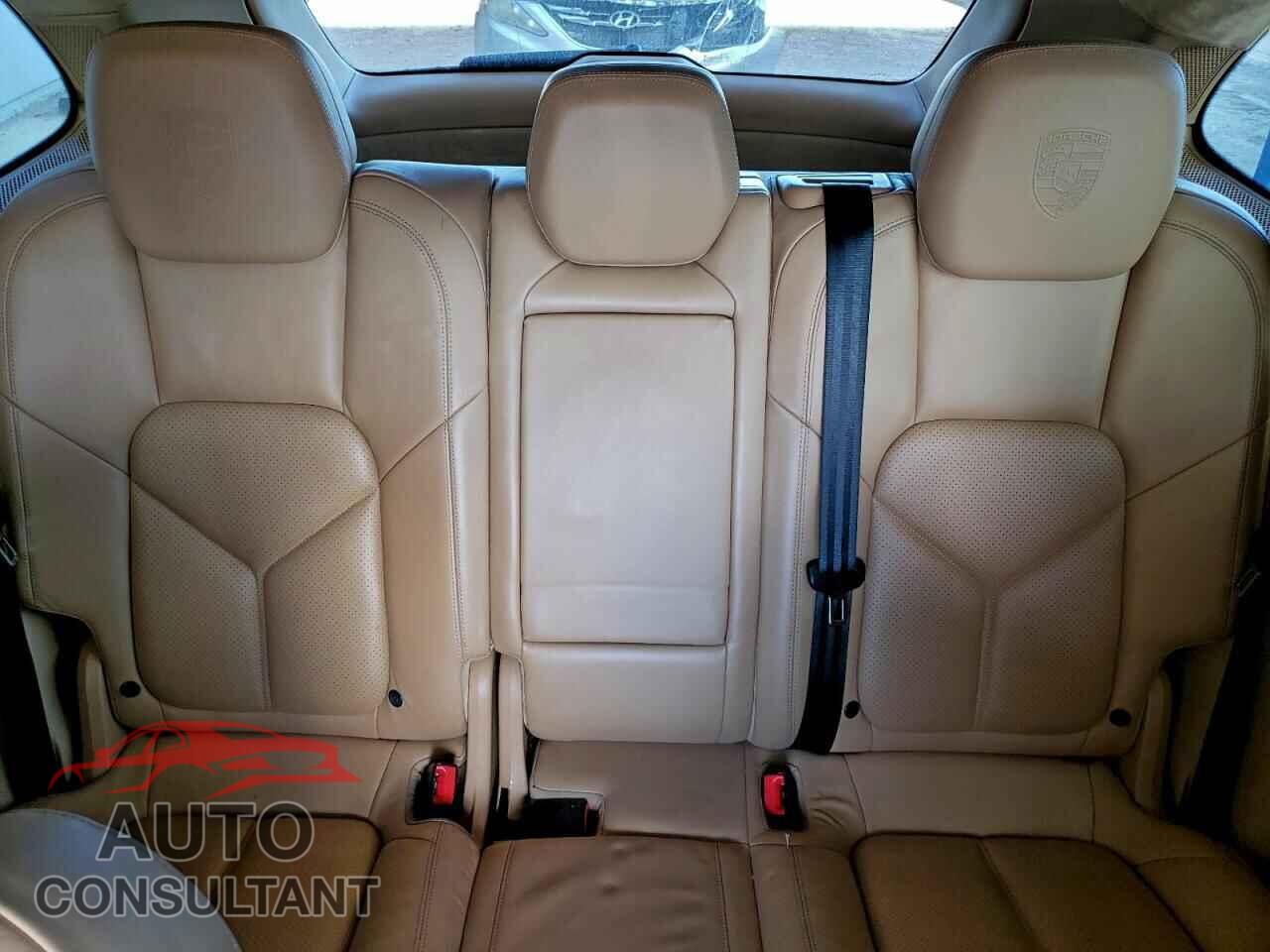 PORSCHE CAYENNE 2012 - WP1AA2A26CLA11759