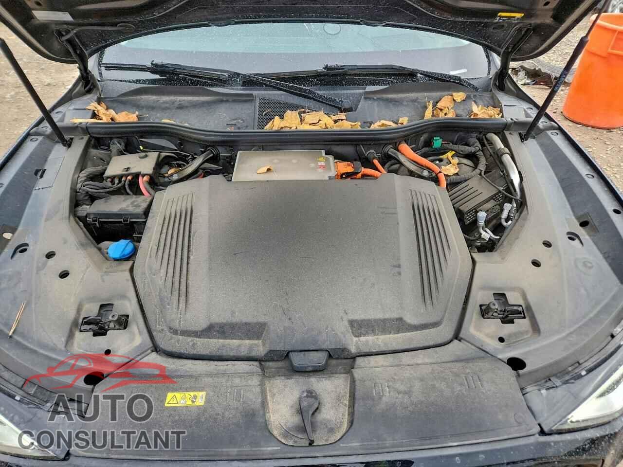 AUDI E-TRON 2021 - WA13AAGE6MB038399