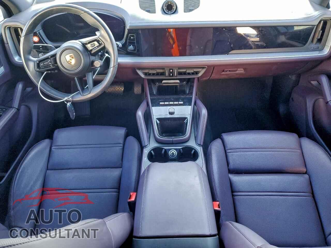 PORSCHE CAYENNE 2024 - WP1AA2AY2RDA13273