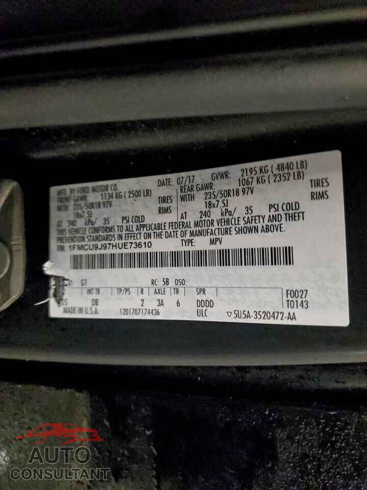 FORD ESCAPE 2017 - 1FMCU9J97HUE73610