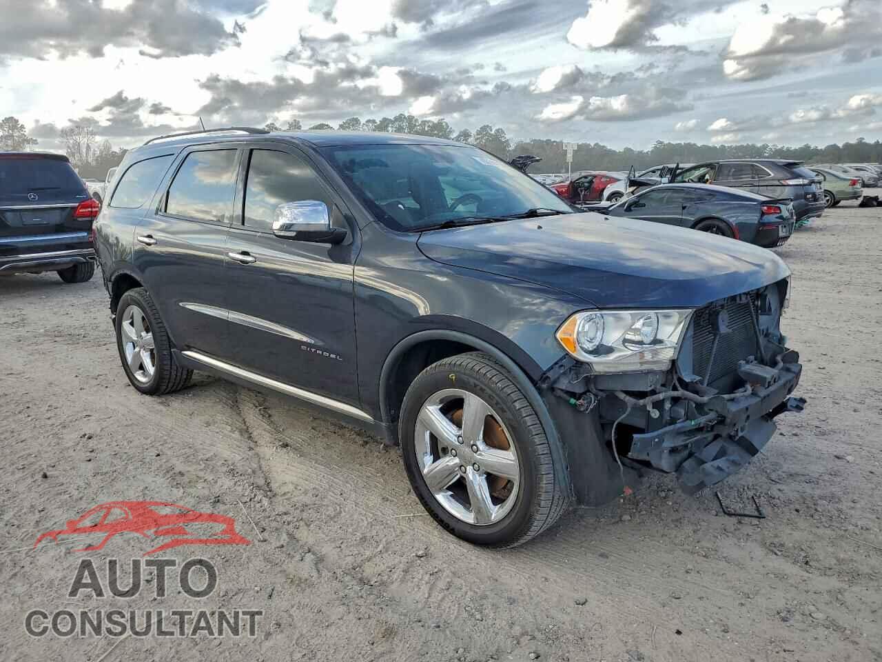 DODGE DURANGO 2013 - 1C4SDHET9DC678362