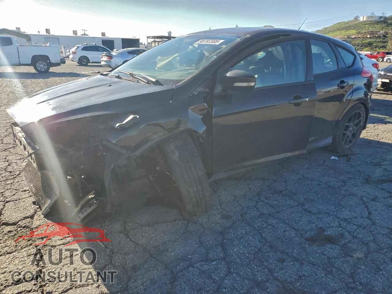 FORD FOCUS 2016 - 1FADP3K2XGL255928