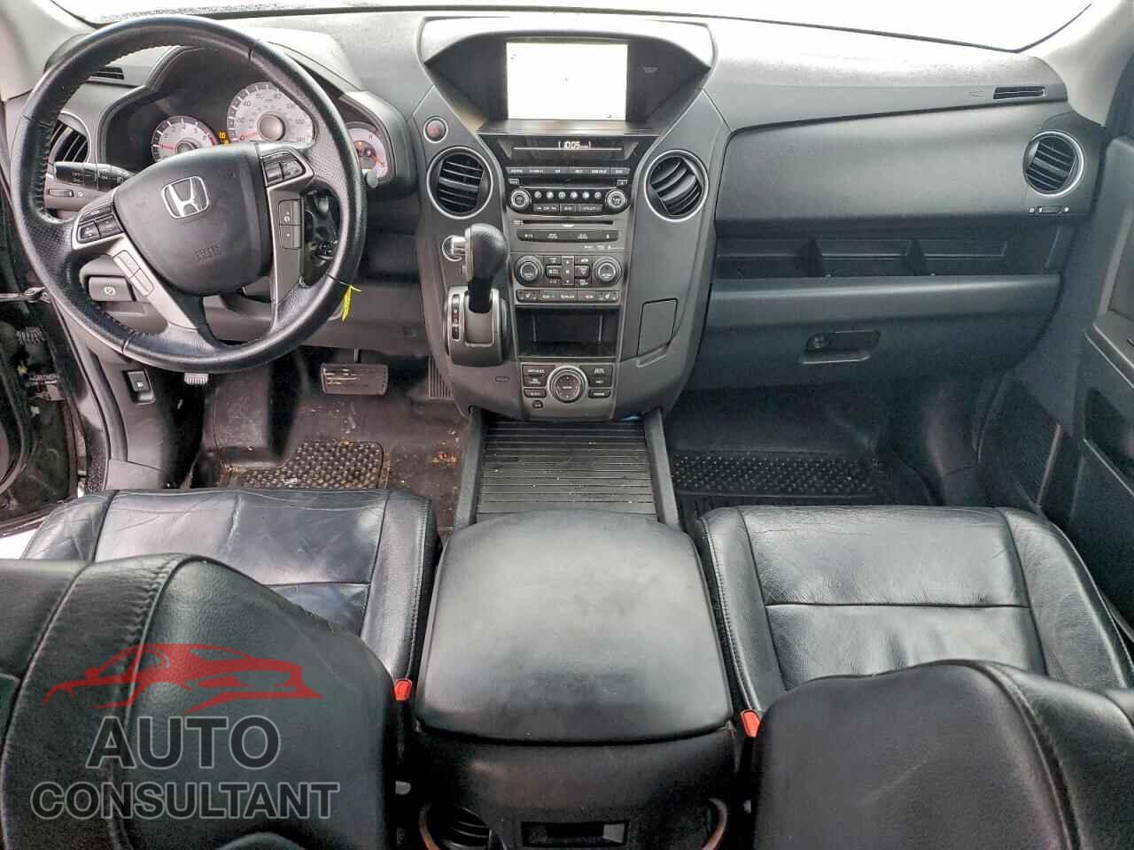 HONDA PILOT 2013 - 5FNYF4H96DB001902