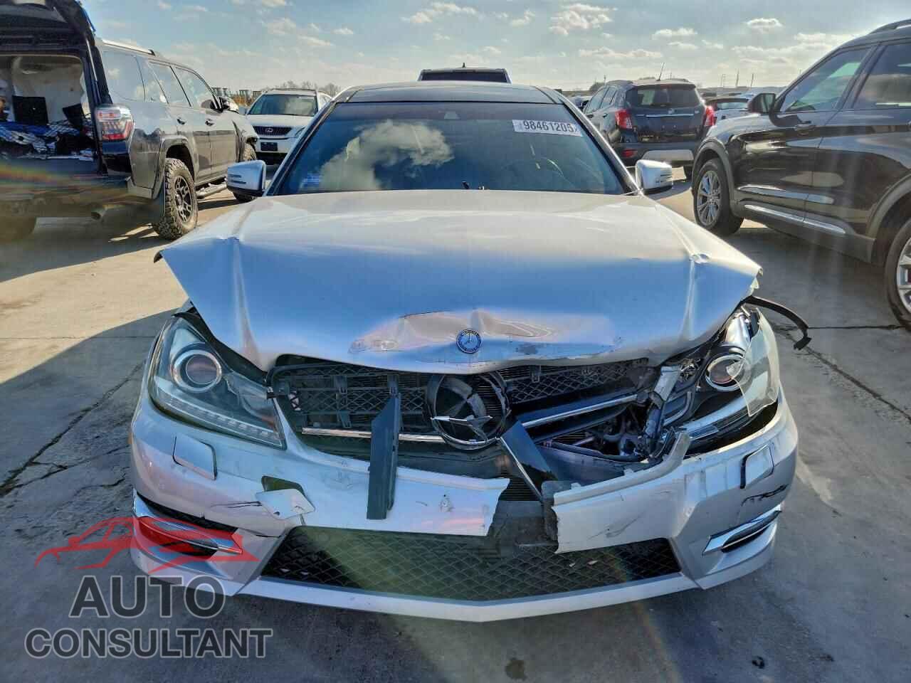 MERCEDES-BENZ C-CLASS 2012 - WDDGJ4HB0CF781358