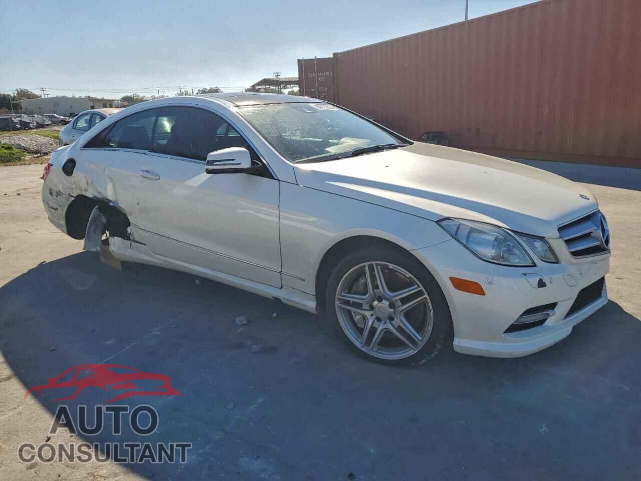 MERCEDES-BENZ E-CLASS 2013 - WDDKJ7DB0DF184181