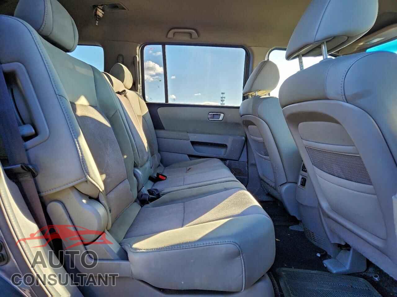 HONDA PILOT 2011 - 5FNYF4H44BB093965