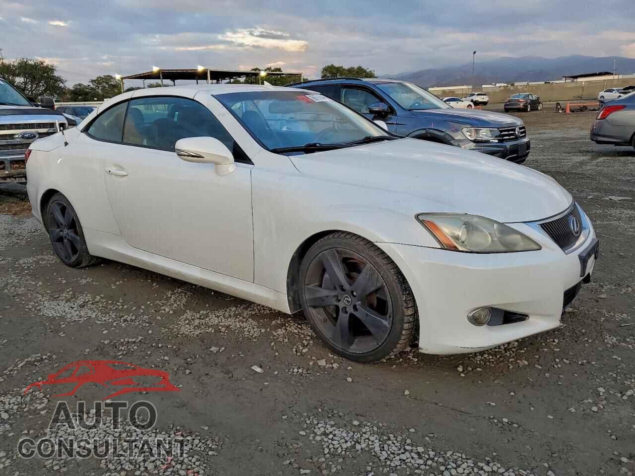 LEXUS IS 2010 - JTHFE2C24A2503443