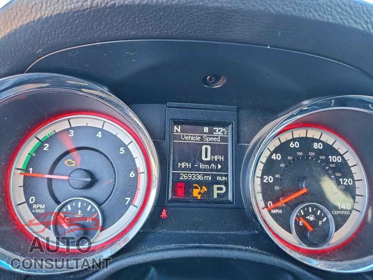 DODGE DURANGO 2013 - 1C4SDJFT0DC658037