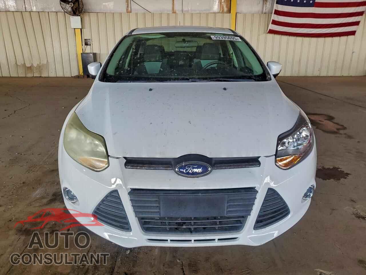 FORD FOCUS 2014 - 1FADP3F28EL210610