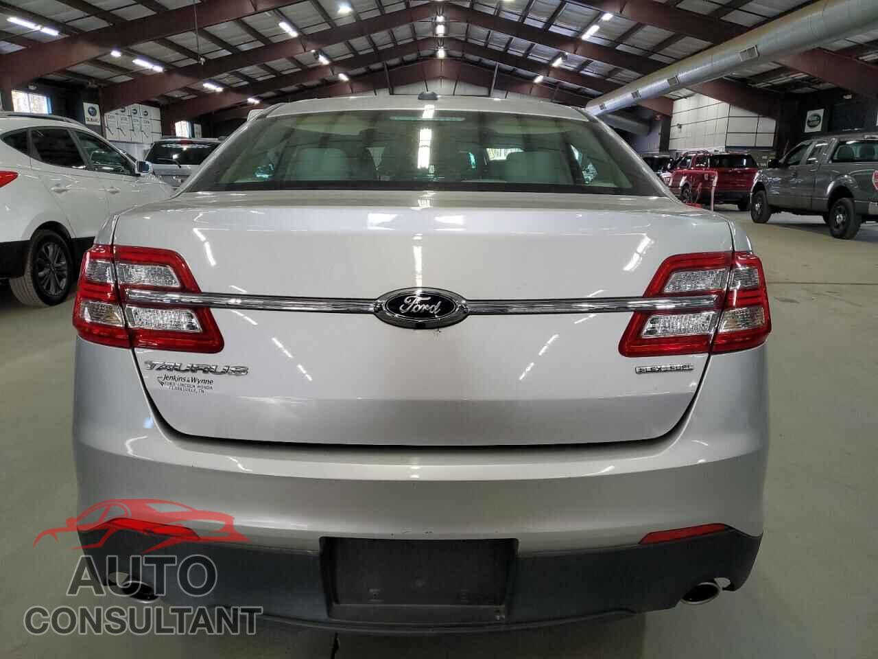FORD TAURUS 2016 - 1FAHP2D82GG102742