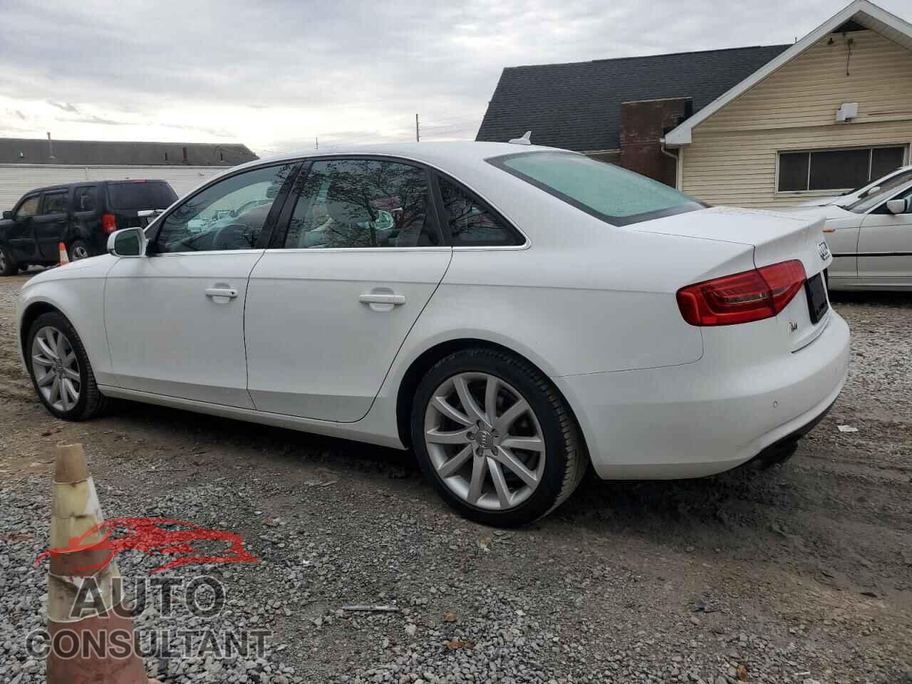 AUDI A4 2013 - WAUFFAFL7DA069569