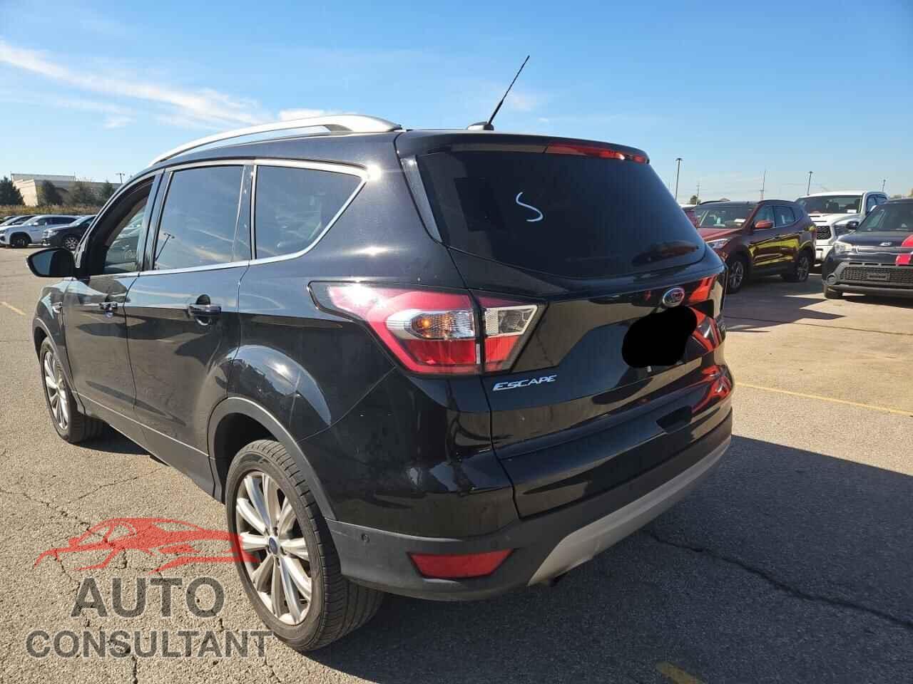 FORD ESCAPE 2017 - 1FMCU9JD7HUB88314