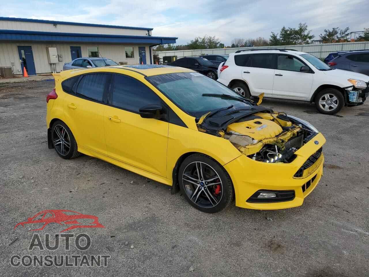 FORD FOCUS 2017 - 1FADP3L98HL249896