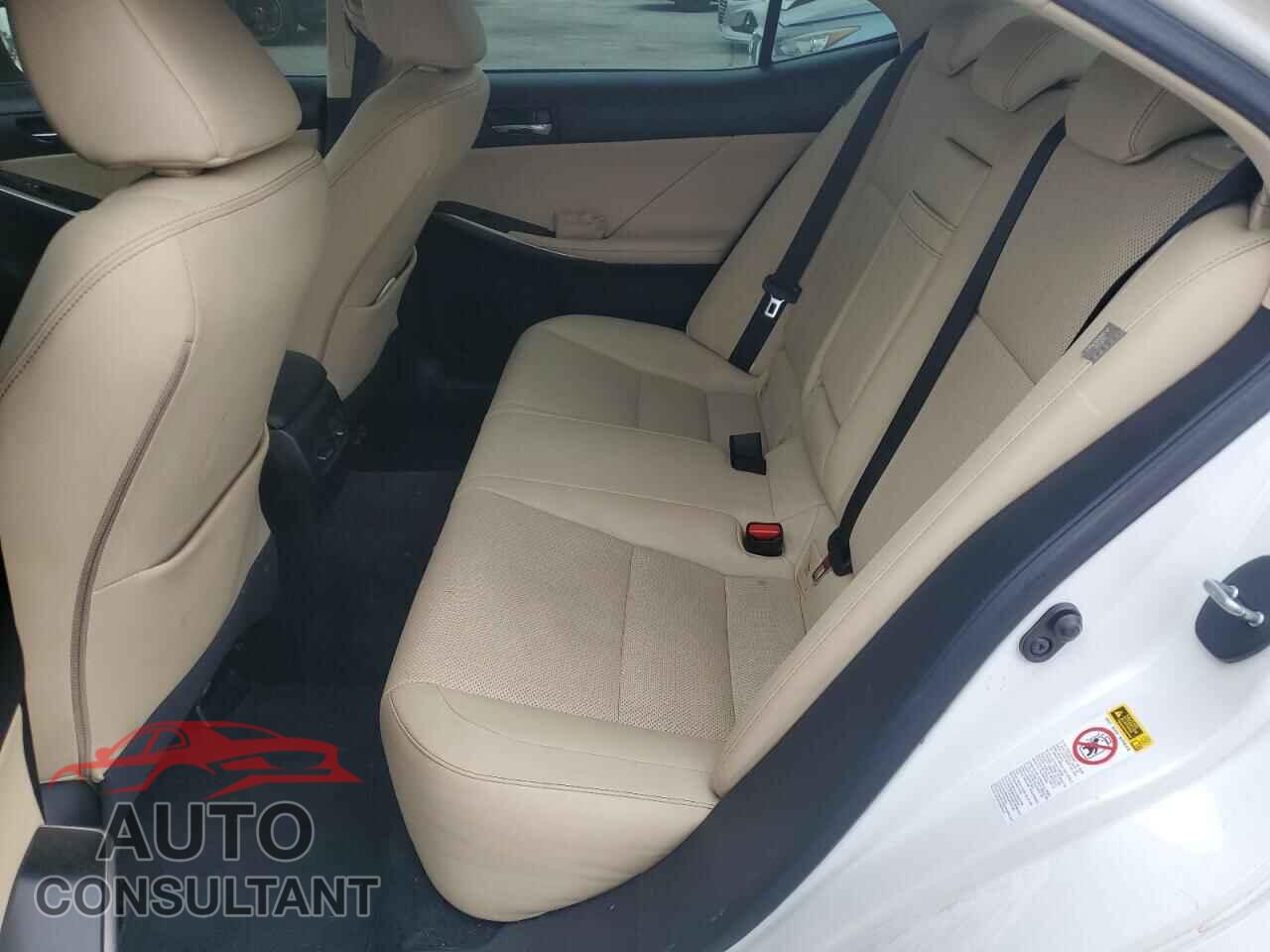 LEXUS IS 2014 - JTHBF1D26E5016303