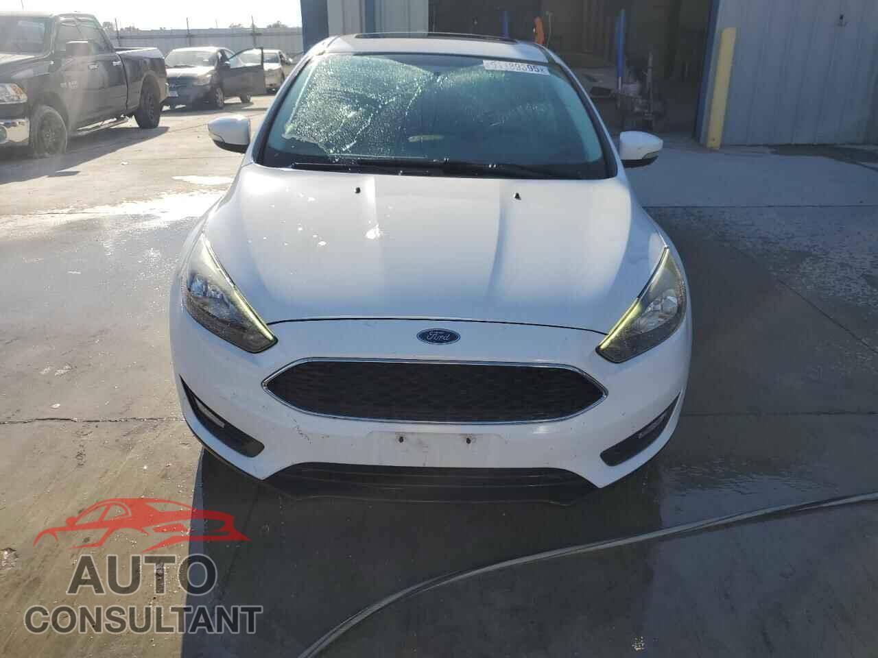 FORD FOCUS 2017 - 1FADP3M26HL344068