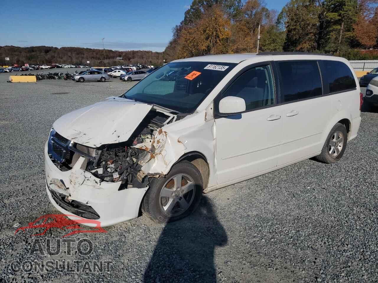 DODGE CARAVAN 2011 - 2D4RN3DG4BR656585