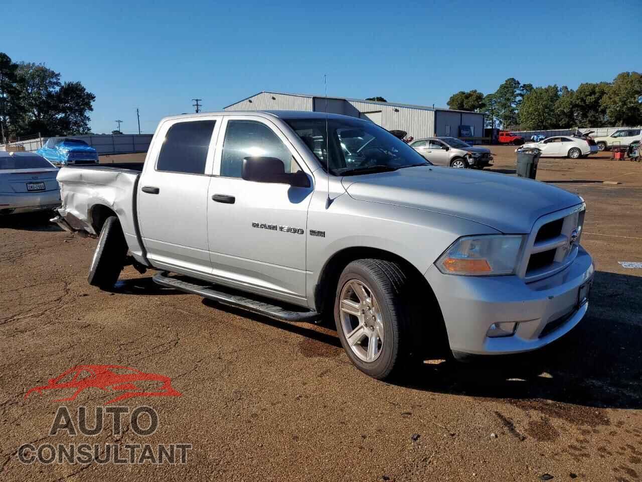 DODGE RAM 1500 2012 - 1C6RD6KT8CS211873