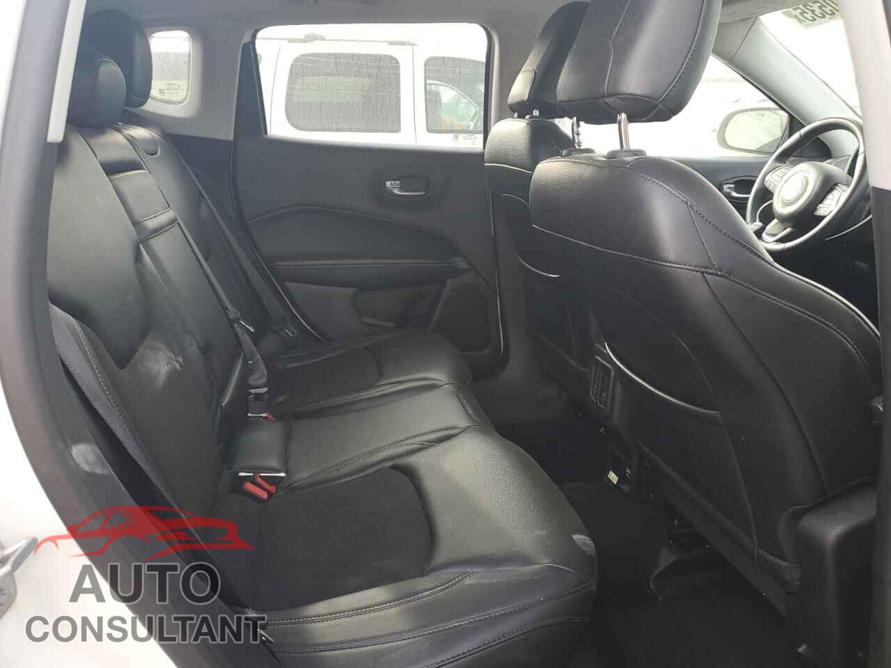 JEEP COMPASS 2017 - 3C4NJDBB4HT672067