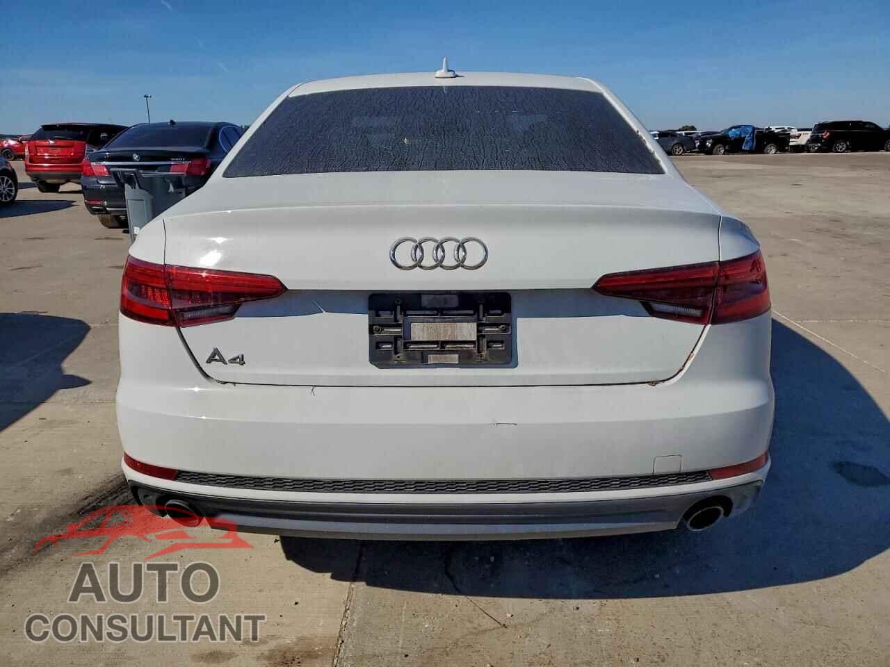 AUDI A4 2017 - WAUKMAF46HN058493