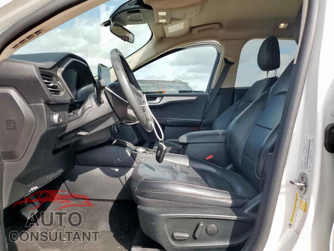 FORD ESCAPE 2020 - 1FMCU0H65LUA31909