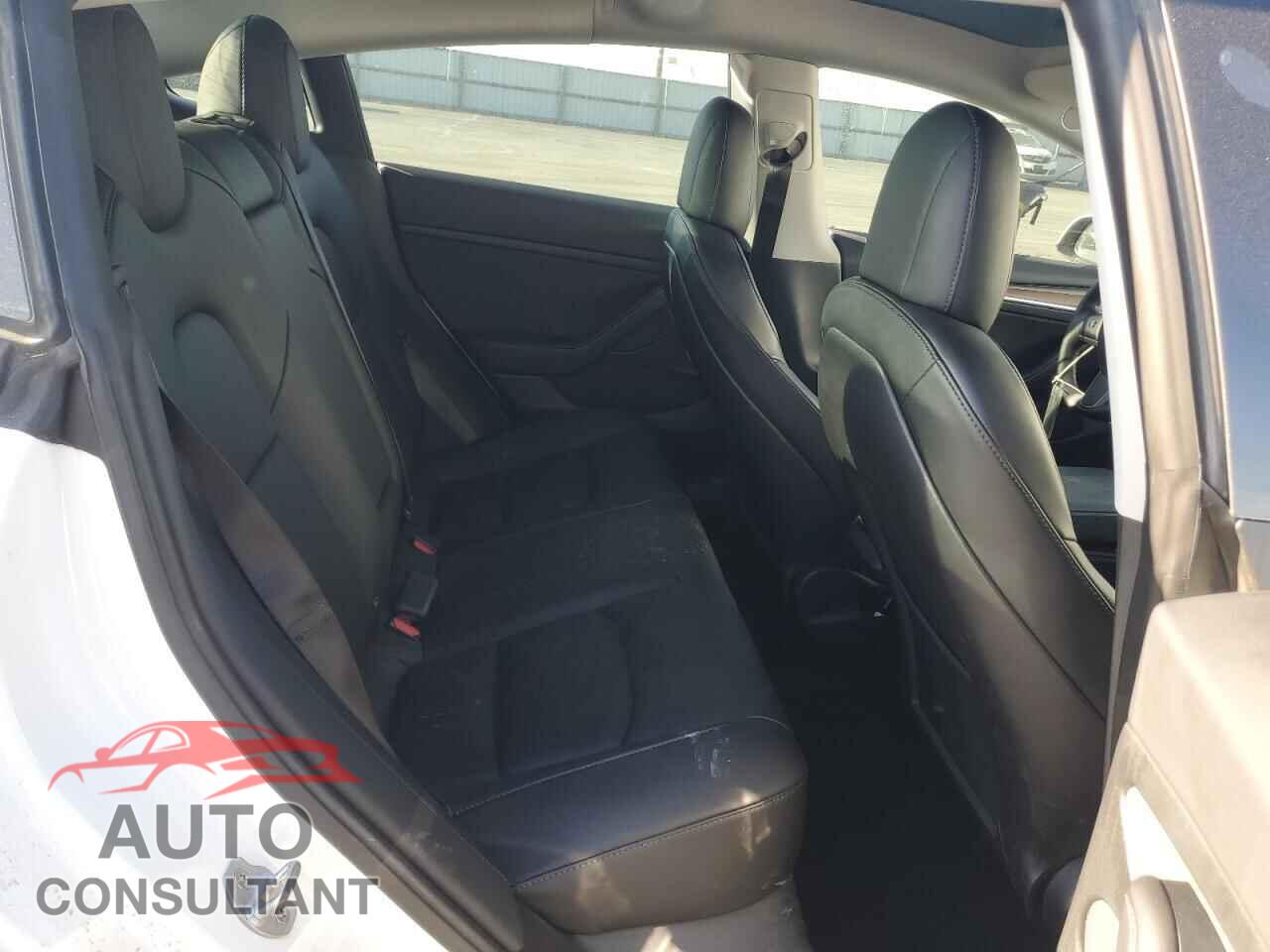 TESLA MODEL 3 2022 - 5YJ3E1EB9NF298183