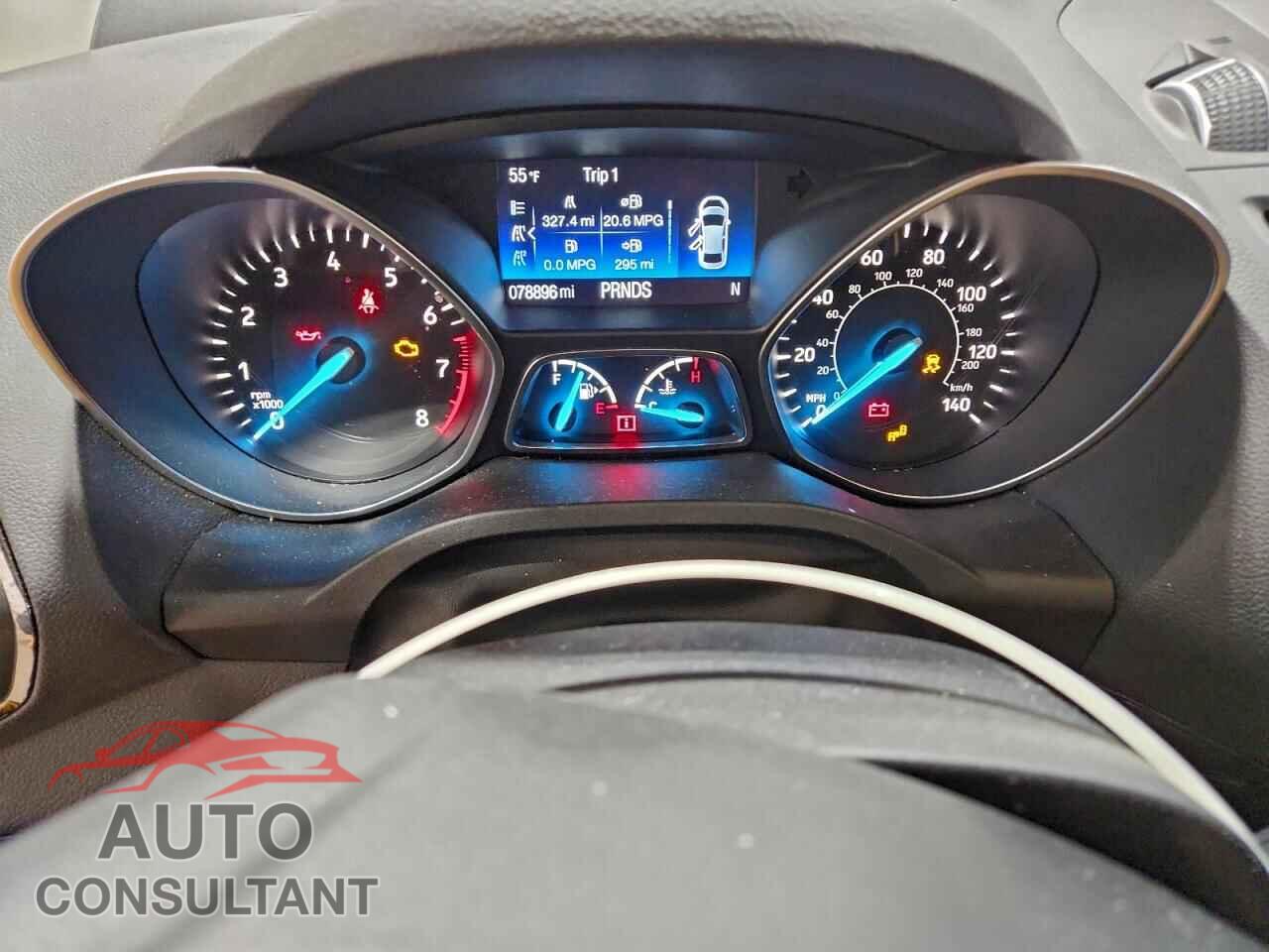 FORD ESCAPE 2017 - 1FMCU9J90HUE16178