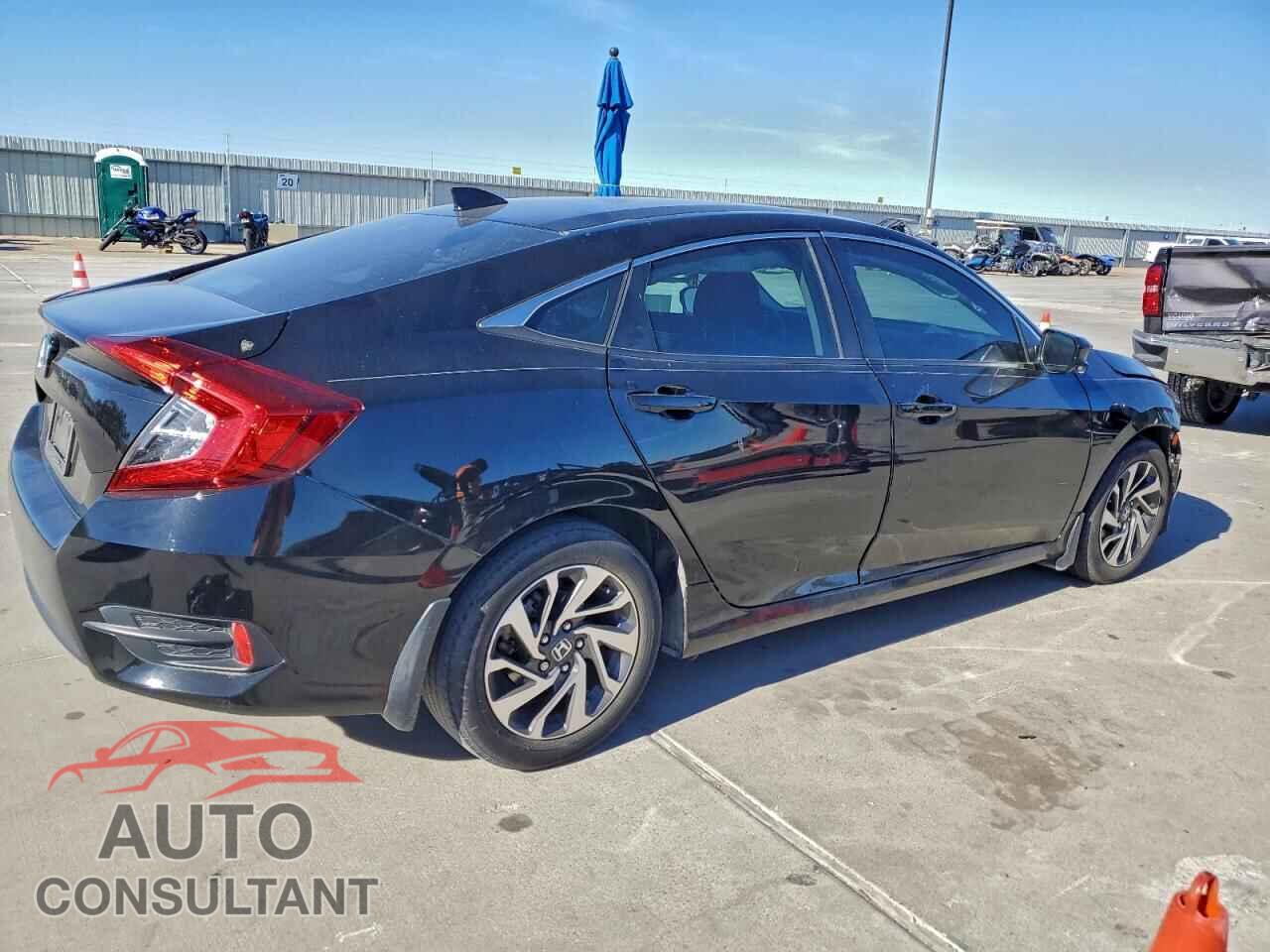 HONDA CIVIC 2018 - 19XFC2F72JE003959
