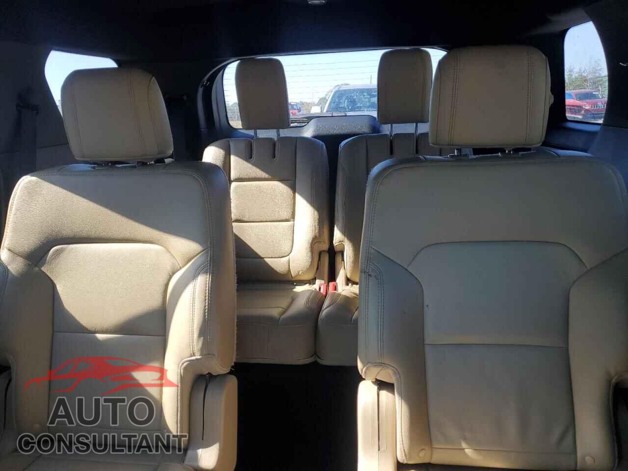 FORD EXPLORER 2023 - 1FM5K7D89GGB58424