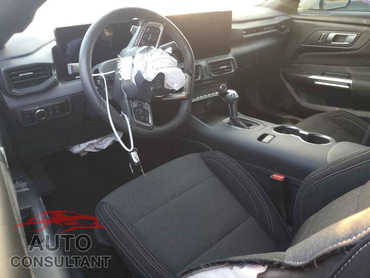 FORD MUSTANG 2025 - 1FA6P8CF4S5409585