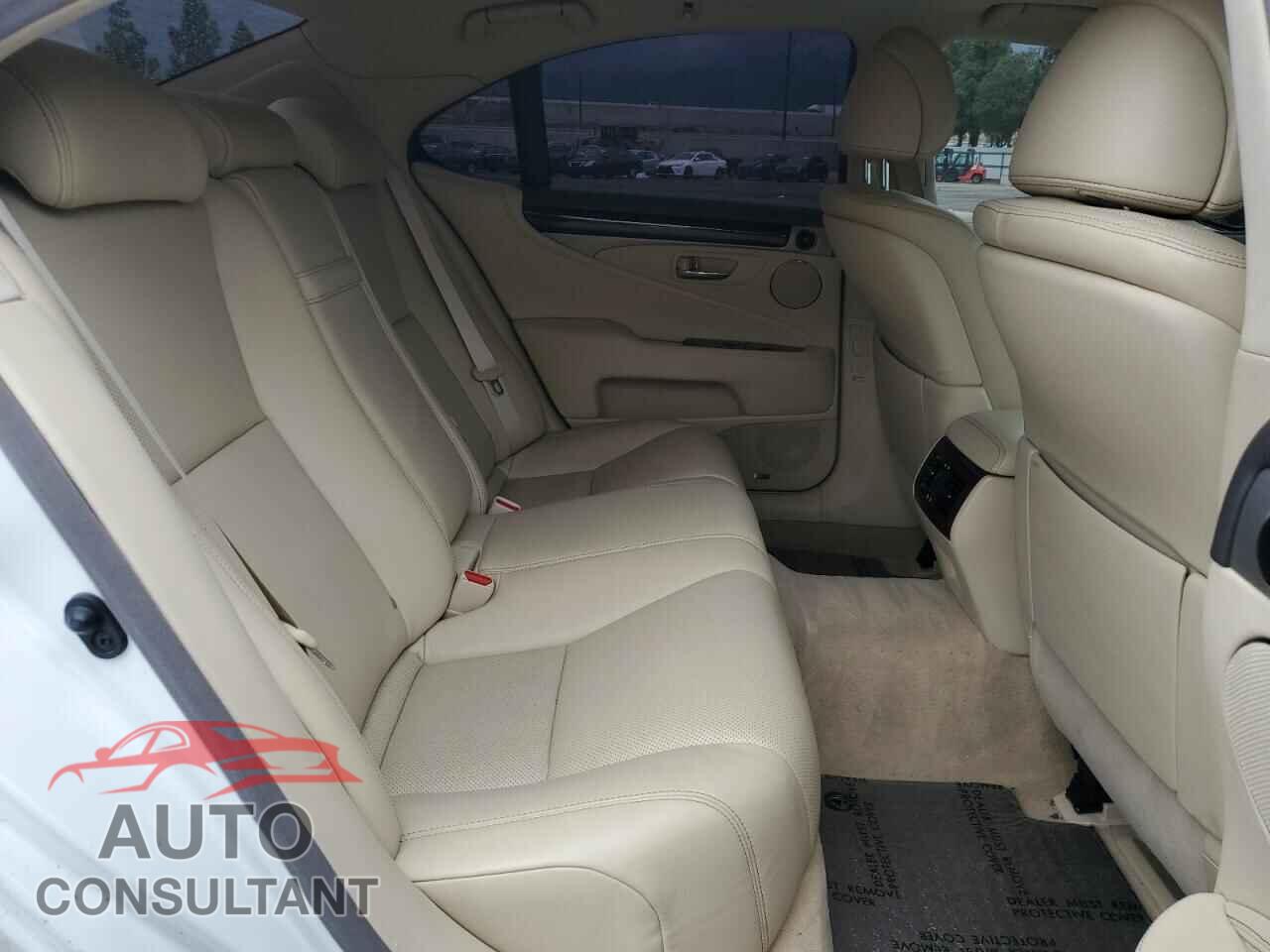 LEXUS LS460 2013 - JTHBL5EF1D5123131