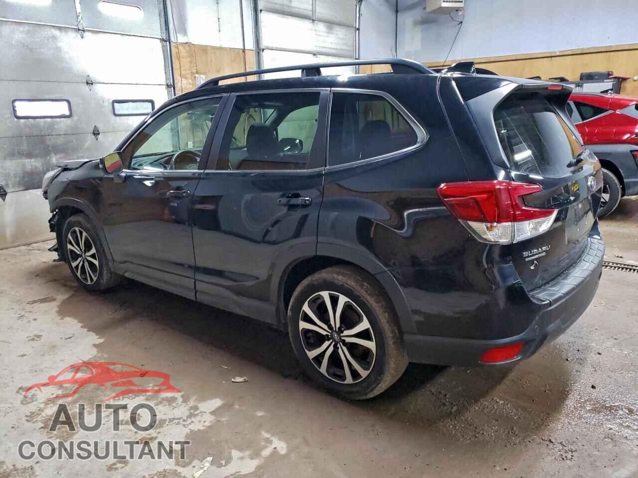 SUBARU FORESTER 2019 - JF2SKAUC2KH548701