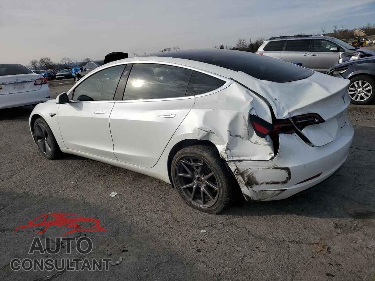 TESLA MODEL 3 2018 - 5YJ3E1EB4JF181427