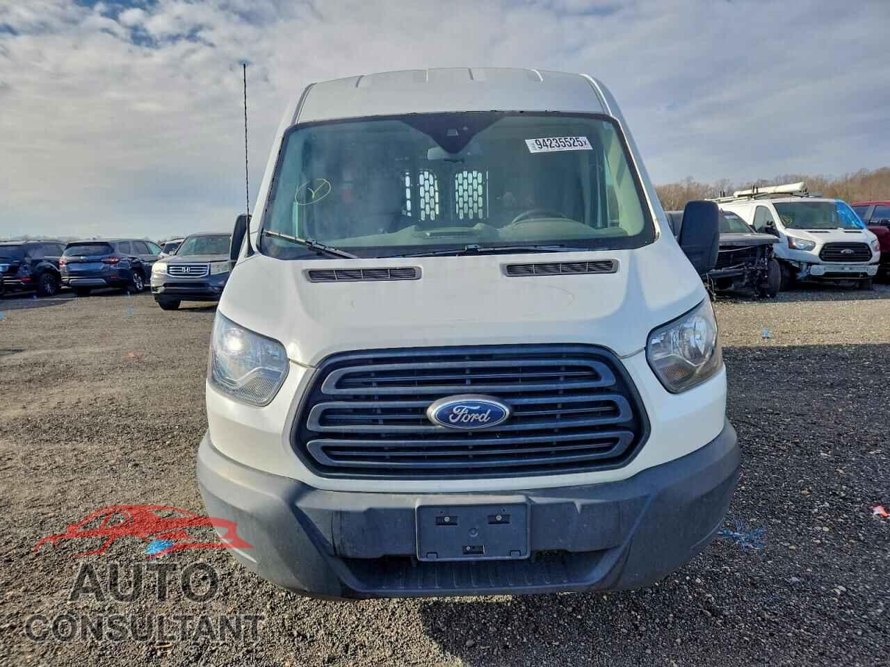 FORD TRANSIT 2019 - 1FTYR2CM3KKA00603