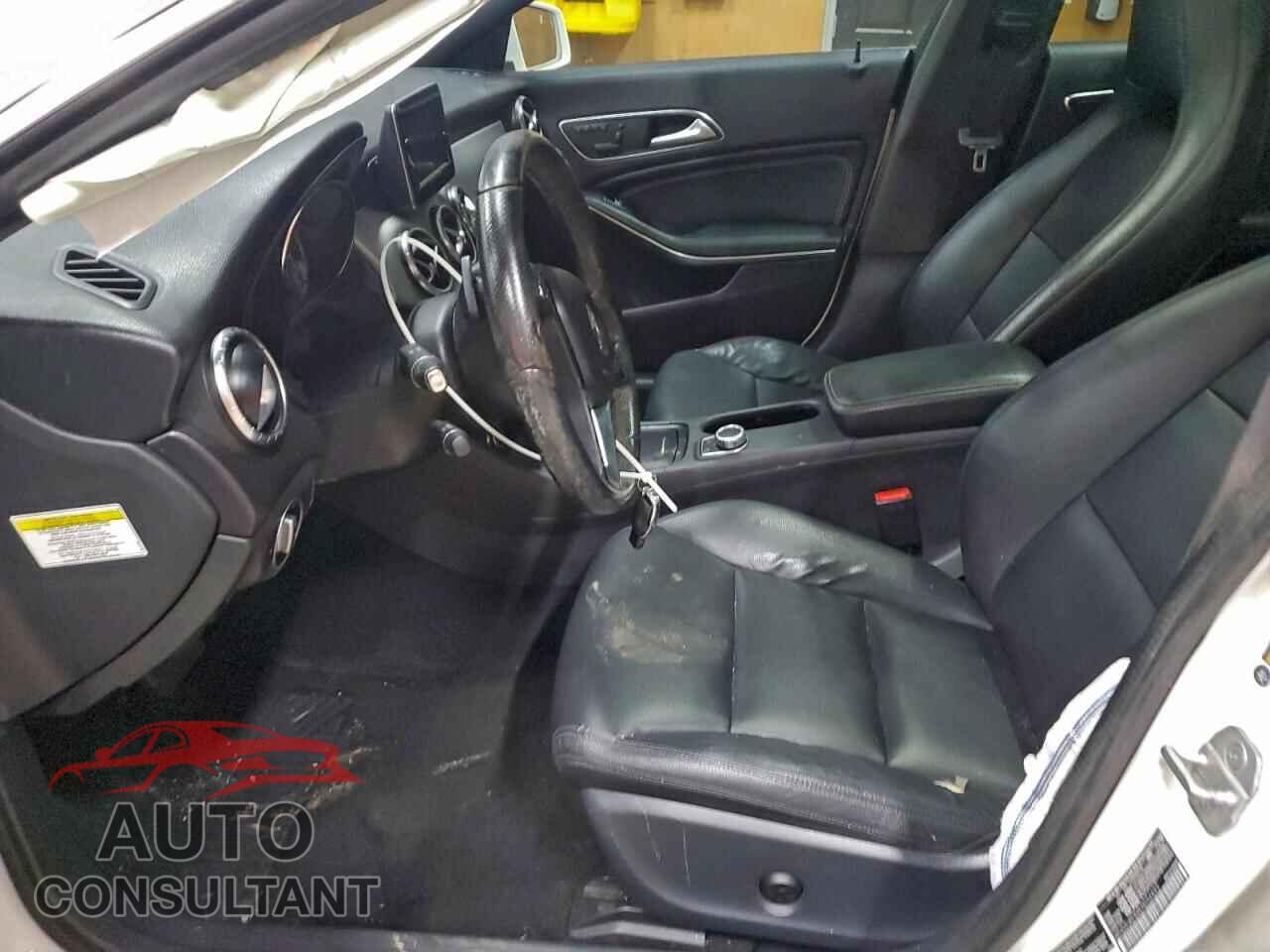 MERCEDES-BENZ CLA-CLASS 2014 - WDDSJ4EB4EN056692