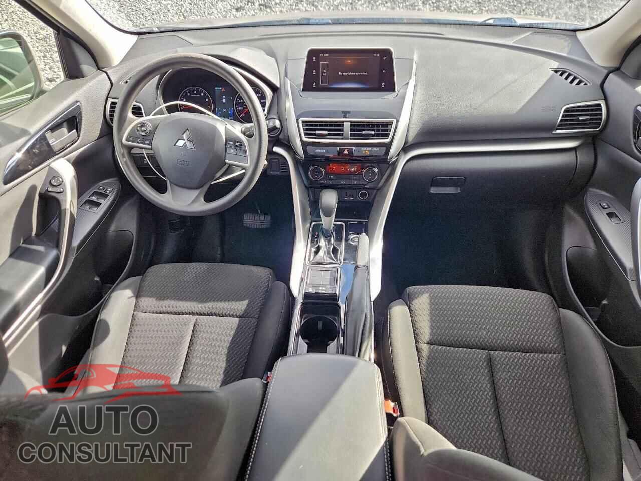 MITSUBISHI ECLIPSE 2018 - JA4AT4AA4JZ044794