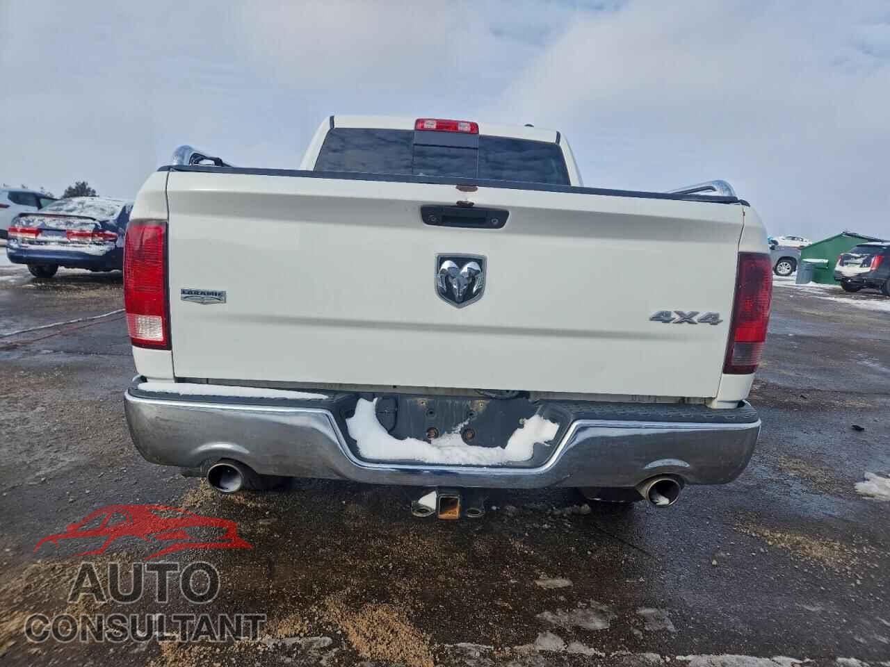 DODGE RAM 1500 2012 - 1C6RD7NT5CS126393
