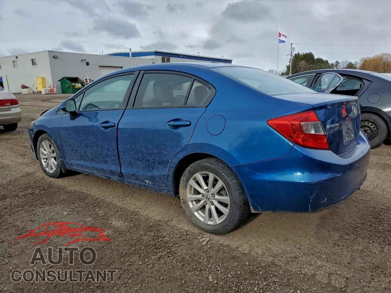 HONDA CIVIC 2012 - 2HGFB2F55CH028252